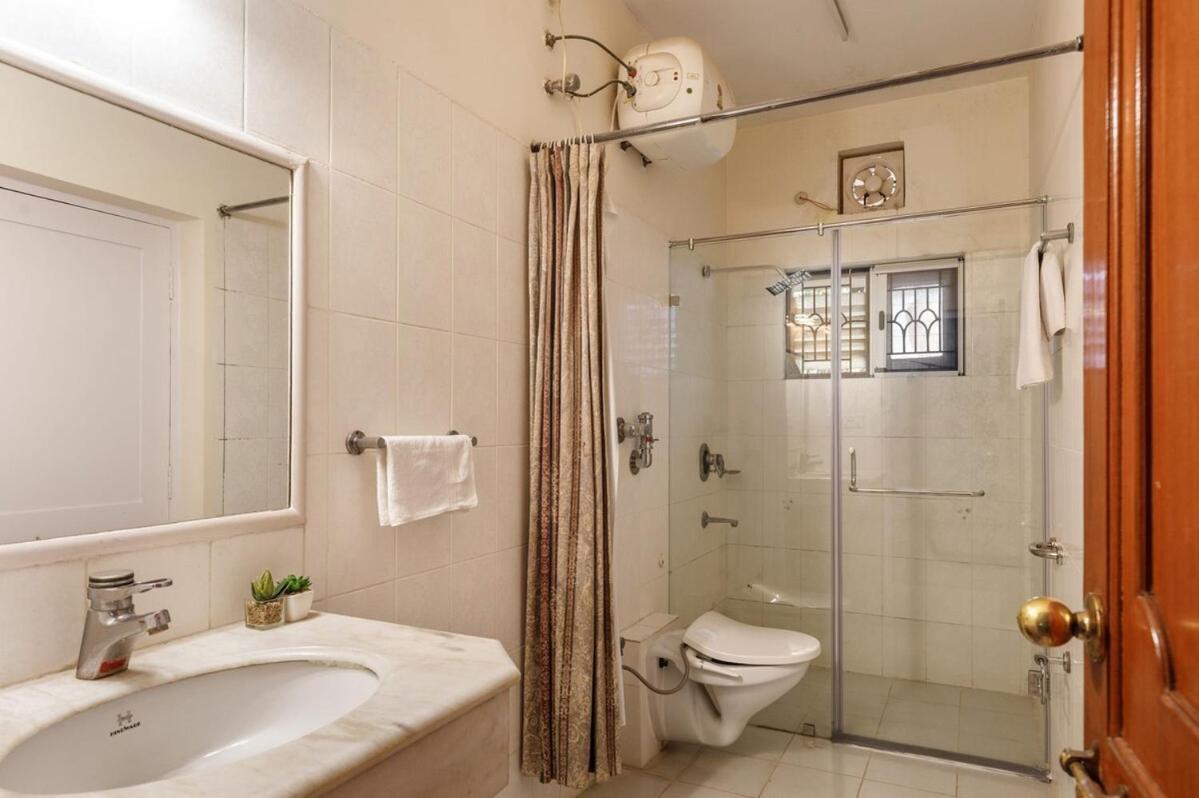 Palm Oasis Residences By Red Olive Whitefield Ac Bangalore Buitenkant foto